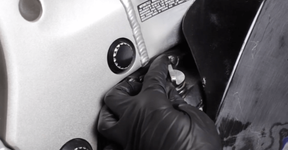 Suzuki GSXR-1300 oil change